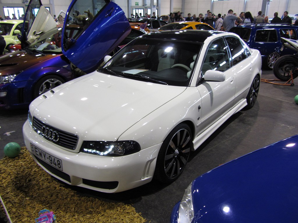 Audi A4. Foto: Carstyling Tuning Show 2012 