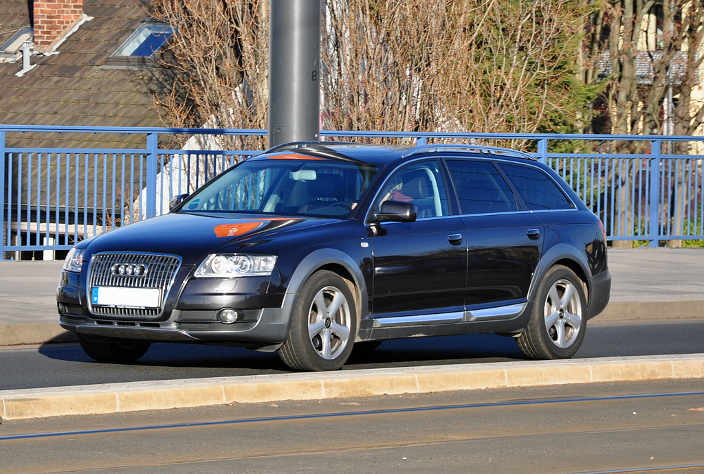 Audi A6 Avant in Bonn-Beuel - 09.02.2011