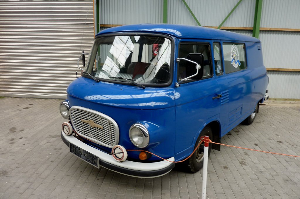 Barkas B1000, wurde als Kleintransporter in vielen Varianten ab 1961 in der  DDR  gebaut, Technikmuseum Merseburg, Mai 2012