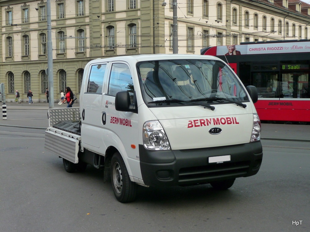 Bern mobil - KIA K 2900 Kleintransporter in der Stadt Bern am 09.09.2011