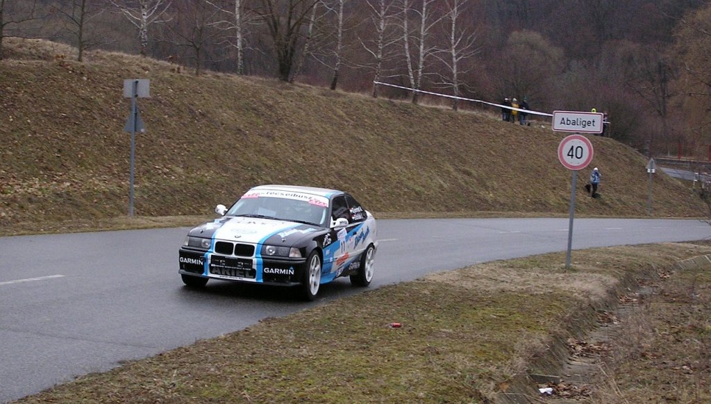 BMW 3-er, fotografiert auf dem (Amateur) Rallye Sprint, bei Abaliget (11.03.2012).