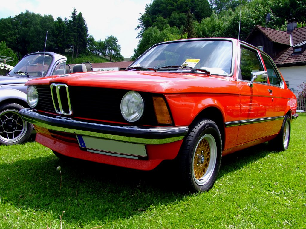 BMW-316(E21),90PS, Bj.1981; bei der Oldtimerausstellung in Andorf; 130518