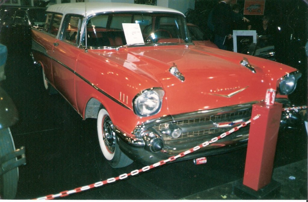 Chevrolet Nomad 1957. Beim Nomad handelt es sich um eine 2-trige Super DeLuxe Stationwagonversion des 1957´er Bel Air. Dieses Modell wurde 1957 nur 6.103 mal gebaut.