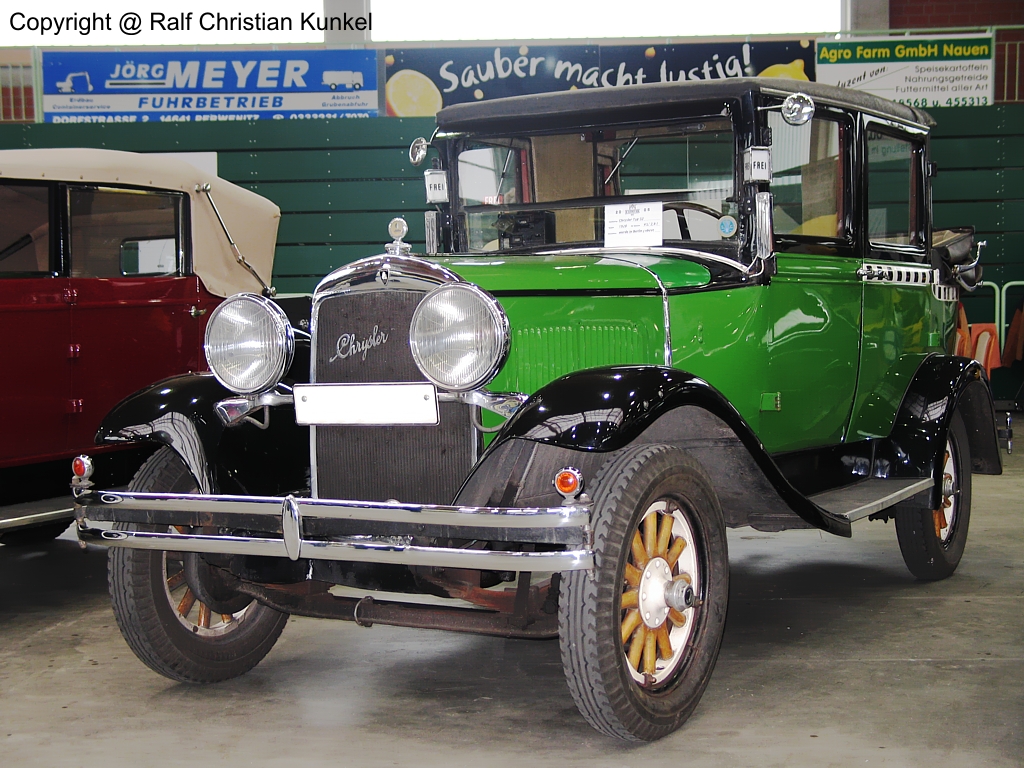 1928 Chrysler tourer #1