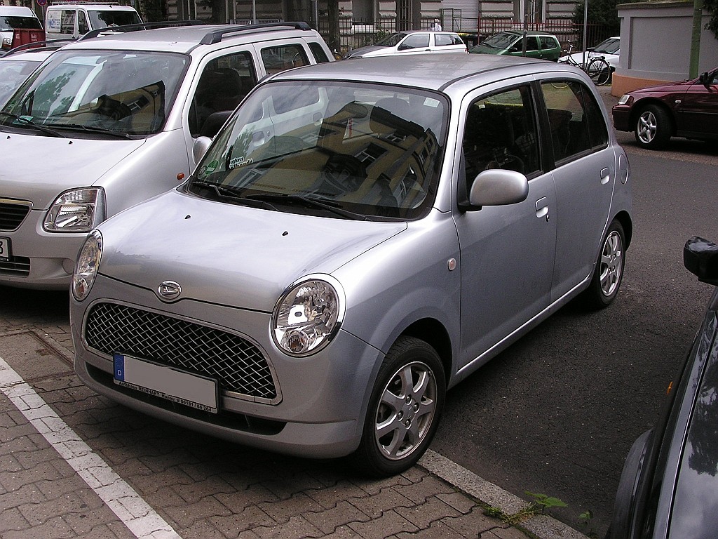 Daihatsu Kleinwagen. Aufnahmedatum: Juli 2010.