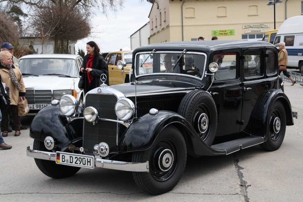 Daimler Benz 290 Typ W18 Bj. 1933 zur Saisonerffnung des N-Ostalgiemuseums in Mtzow am 13. April 2013 gesehen.