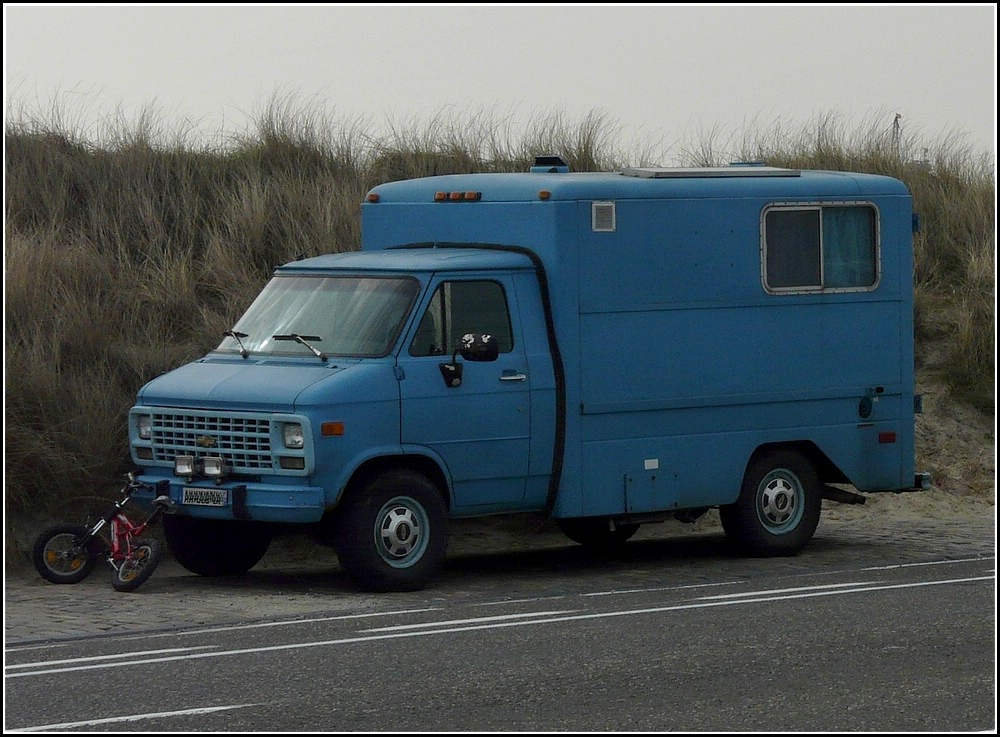 Dieser etwas ltere Chevrolet Hi-Cube Van Series 30 oder 35, ist mir am 27.03.2011 aufgefallen.