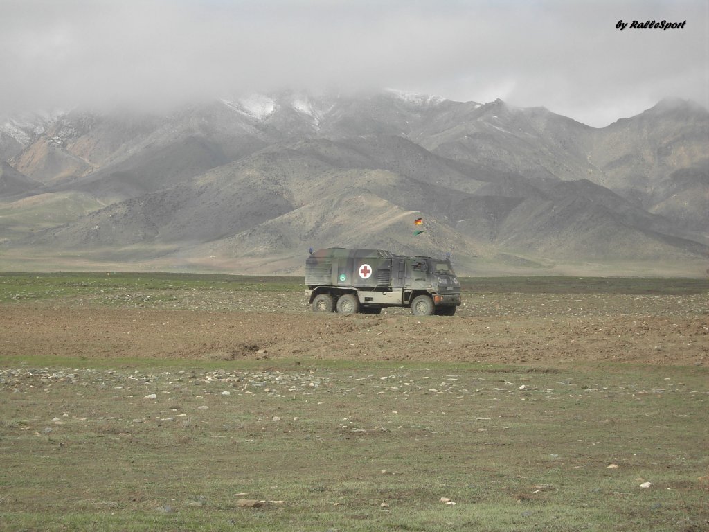 Duro3 San unterwegs bei Pol-e-Charki ca. 5km vom Camp Warehouse, Kabul entfernt. Mrz06