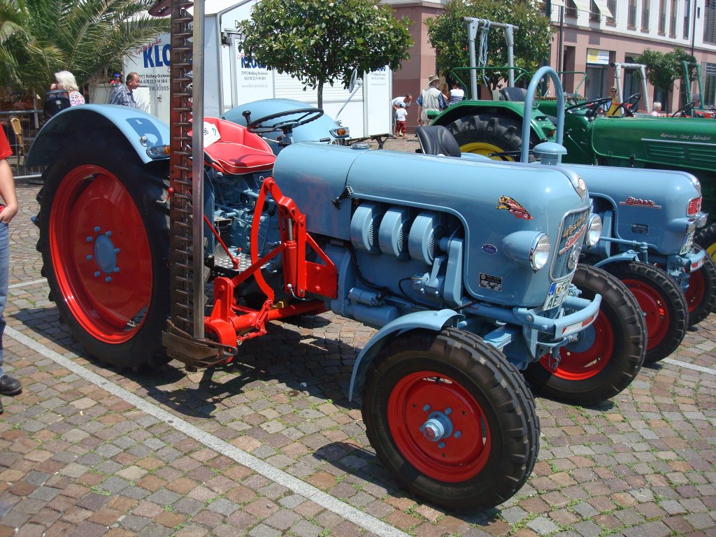 Eicher Knigstiger,
3-Zyl.Diesel, 2925ccm, 38PS, Bj.1962,
Oldtimertreffen Gundelfingen/Brsg.
Juni 2010