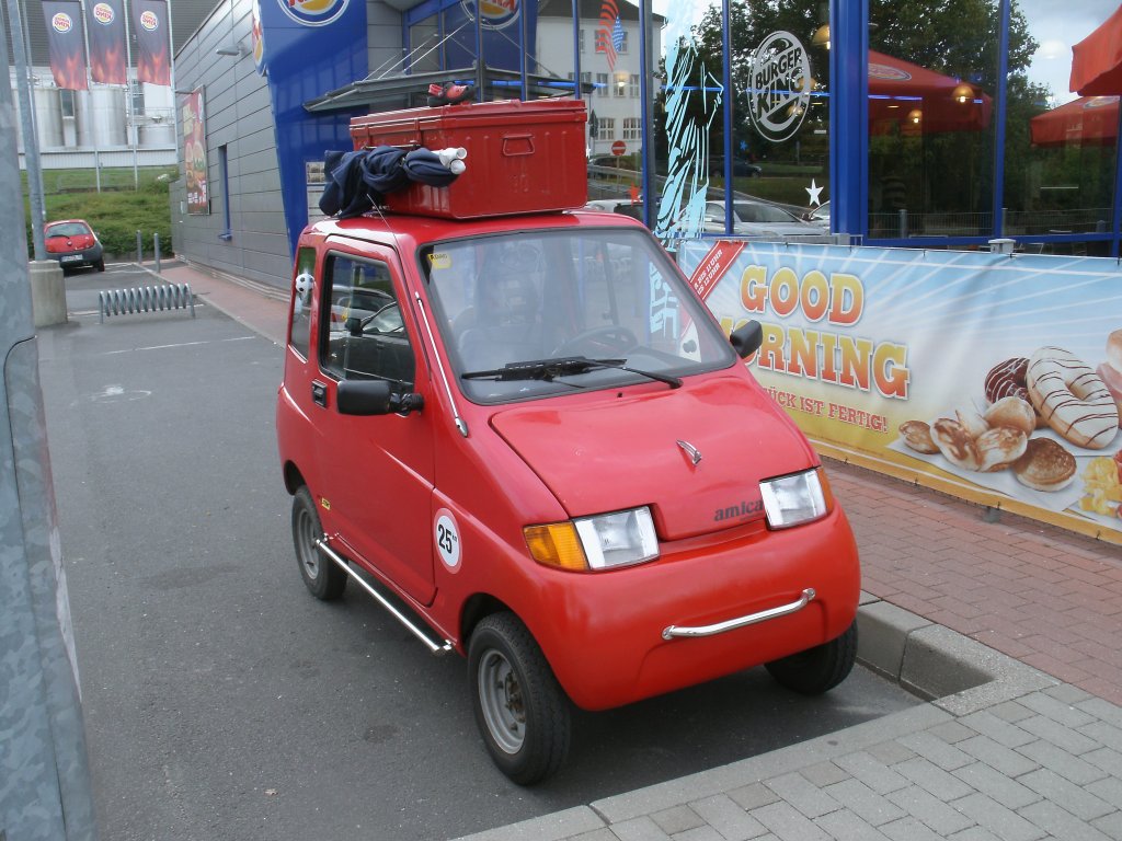 Ein Amica mit 25km/h Hchstgeschwindigkeit ! Aufnahme am 06.September 2012 in Bergen/Rgen.