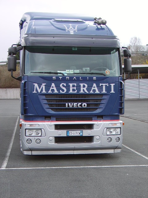 Ein IVECO Maserati Truck in Herborn am 02.04.08