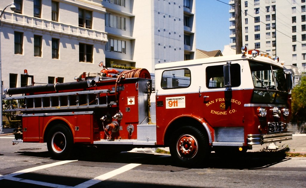 Einsatz in San Francisco am 18. Juni 1987. Lschfahrzeuge/pumper ´60 American LaFrance 900 Series. 
