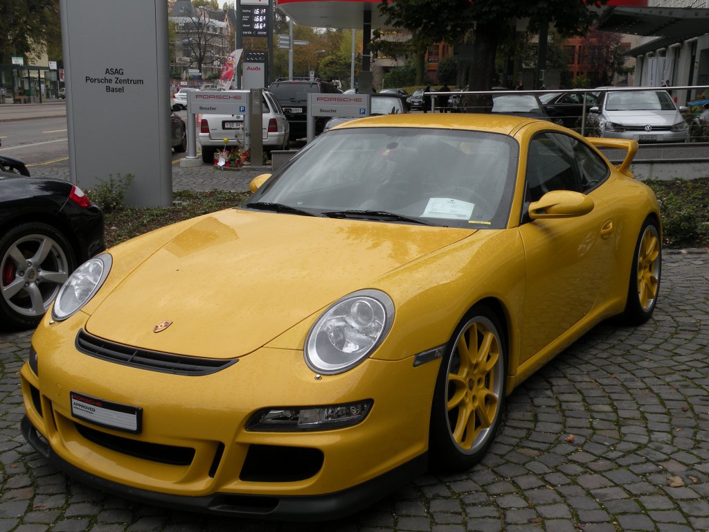Fabrikneuer Porsche GT 3. Die Aufnahme stammt vom 22.10.2009.