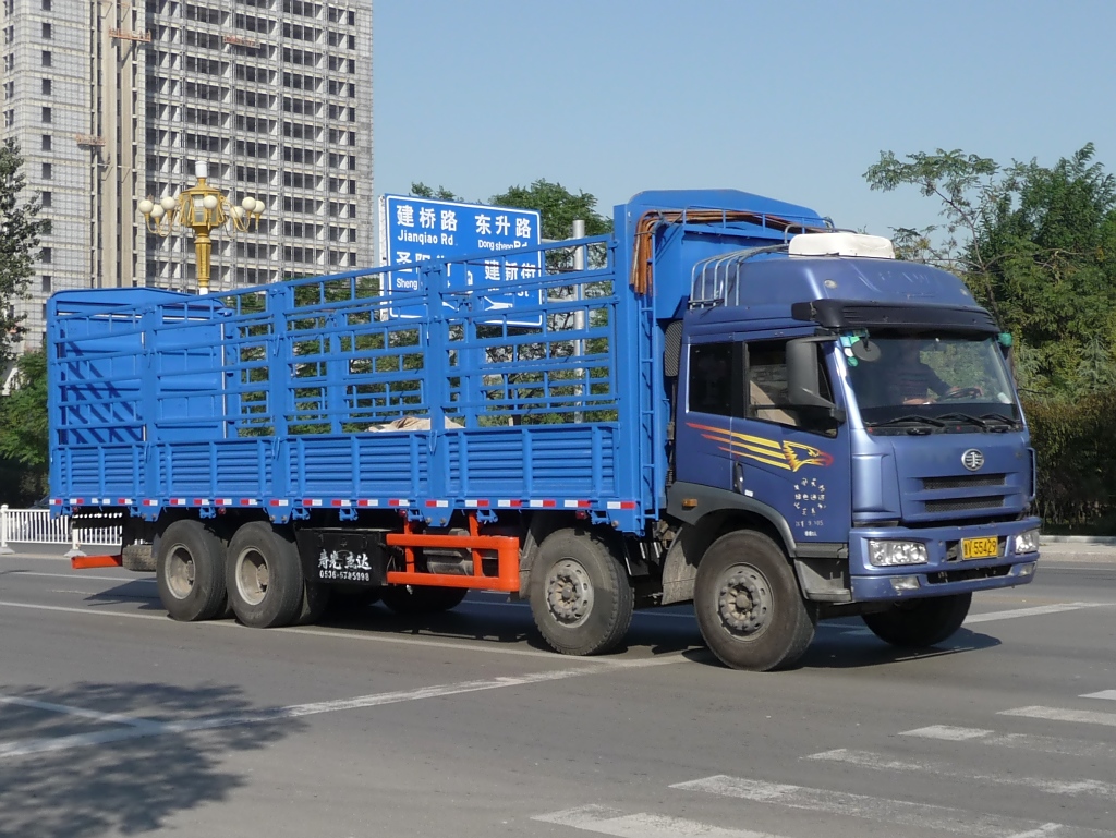 FAW LKW in Shouguang, 16.10.11