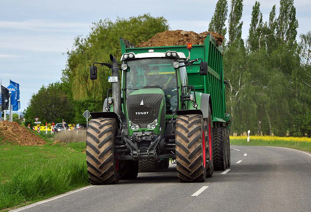 Fendt-Traktor bei Euskirchen - 08.05.2012
