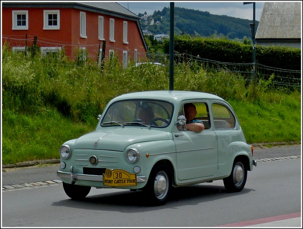 Fiat 600 D, Bj 1962, aufgenommen bei der Rotary Castle Rundfahrt durch Luxemburg.  30.06.2013