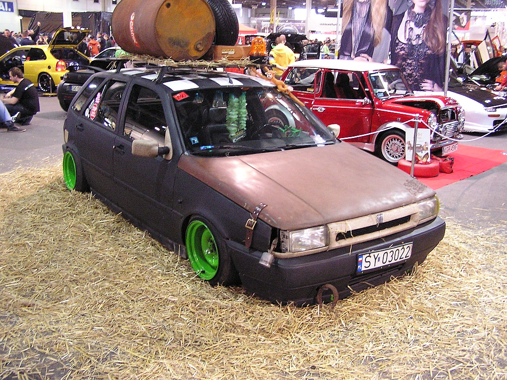 Fiat Tipo,  Bauerstil . Foto: 27.03.2011 Carstyling Tuning Show Budapest.