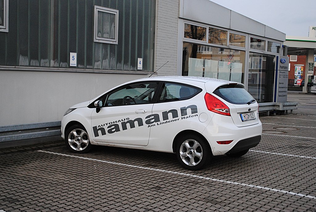 Ford Fiesta am Autohaus Hamann, im Hannover/Lindener Hafen. Foto vom 09.01.2011.
