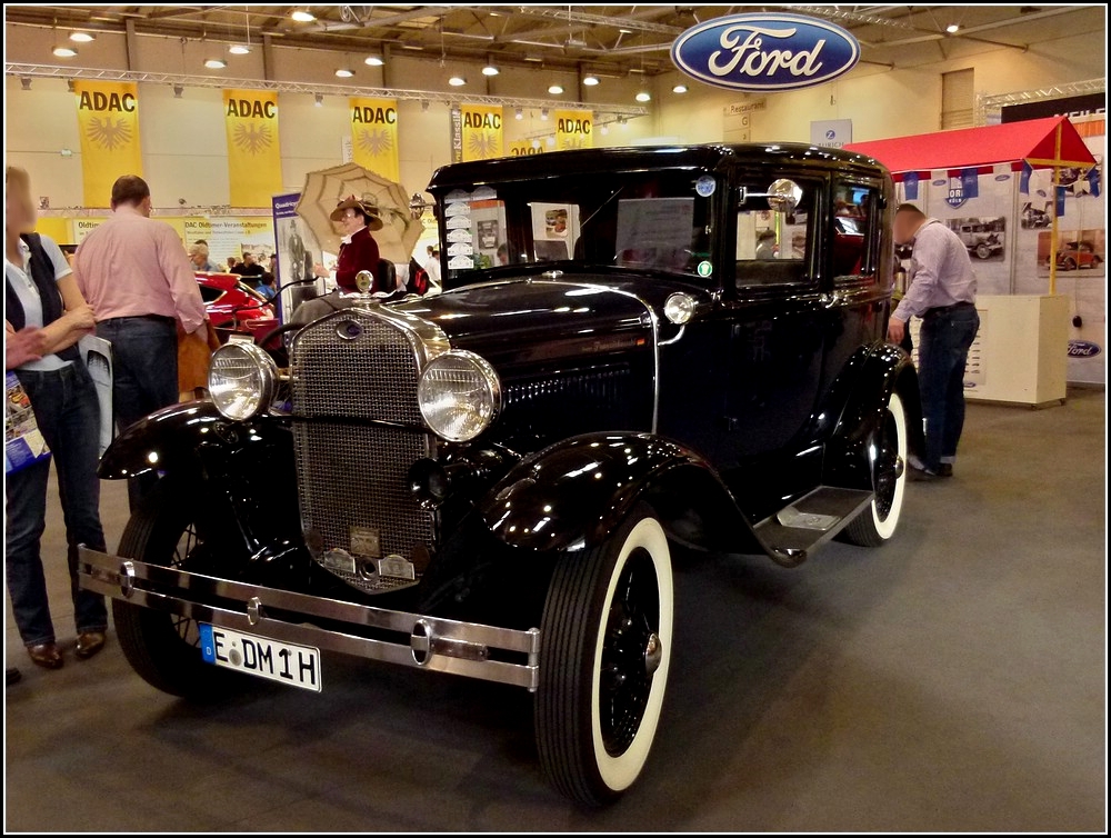 Ford Modell A Bj 1930, 3,2 L, 40 Ps, hnliche Modelle wurden ab 1931 in Kln produziert. Techno Classica 02.04.2011.