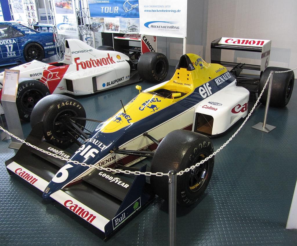 Formel 1 Wagen von den 90ern. Foto: 21.10.2012 in der Museum des Hockenheimring.