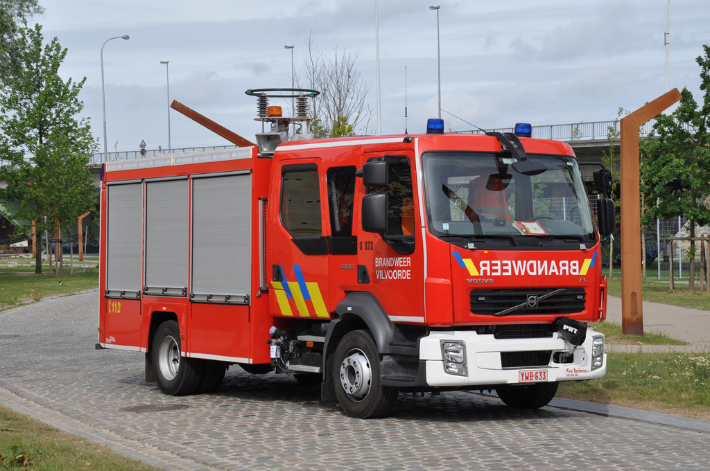 Gertewagen Volvo FL 12.280 Aufbau Plastisol & Fire Technics der Feuerwehr Vilvoorde, Aufnahme am 28.05.2011