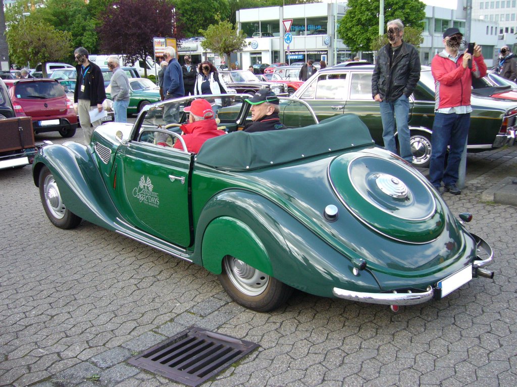 Heckansicht eines BMW 327/328. 1937 - 1941. Ratingen Classic am 13.05.2012.