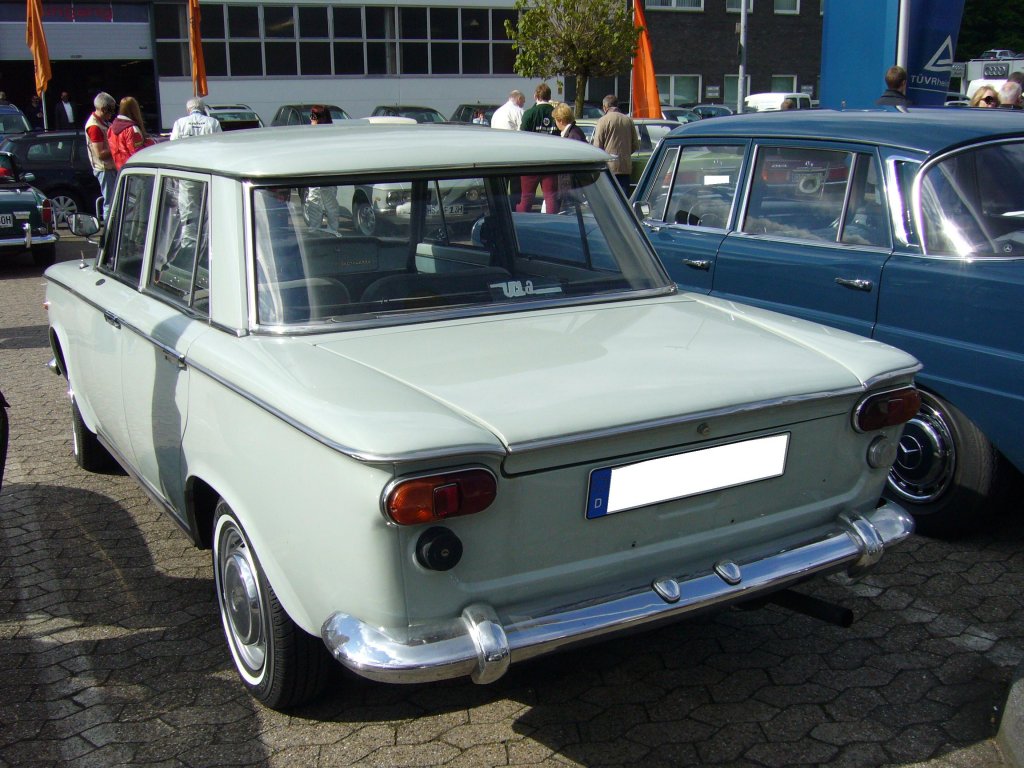 Heckansicht eines Fiat 1300. 1961 - 1966. Ratingen Classic am 13.05.2012.