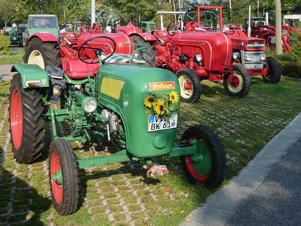 Holder B10, Baujahr 1955, 10 PS, 499 ccm, 1 Zylinder Diesel. Treckertreff Grefrath, 25.9.11