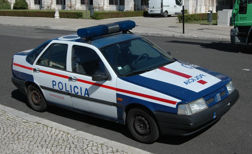 In Lissabon-Belem/Portugal am 16.05.2010 ein Polizeifahrzeug gesehen.