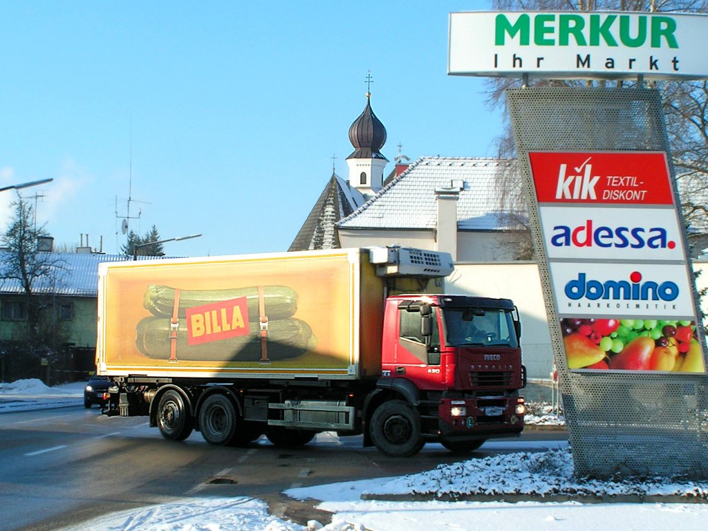 IVECO-STRALIS430 steuert sein nchstes Ziel in Ried i.I. an;100104