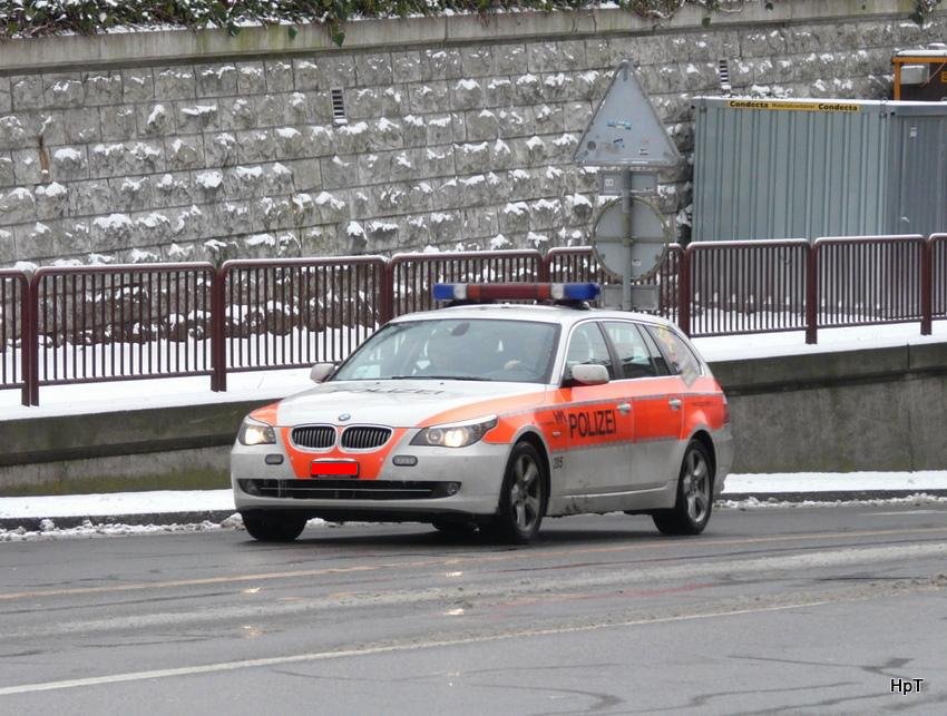 Kantonspolizei Zrich mit einem BMW Streifenwagen unterwegs in Winterthur am 10.01.20100