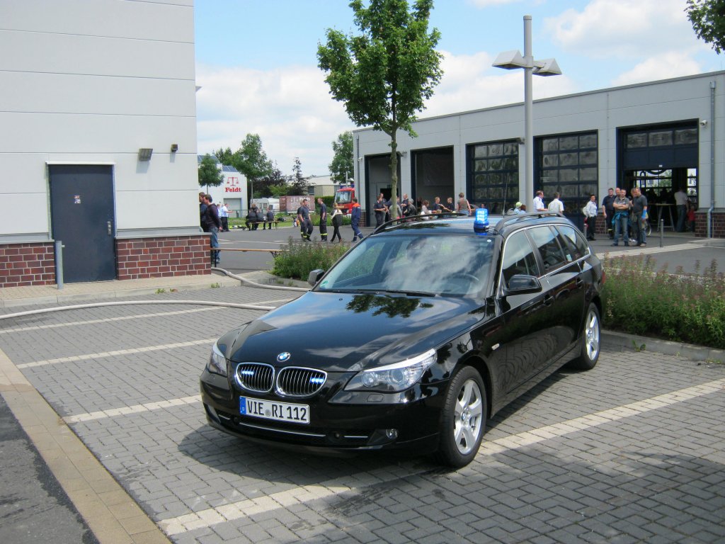 Kdow des Kreisbrandmeister des Kreises Viersen Fahrzeug ist ein 3 BMW Touring Der Kdow ist am 2 Juni in Kempen bei einer Veranstaltung des Leistungsnachweiss in Kempen auf genommen worden