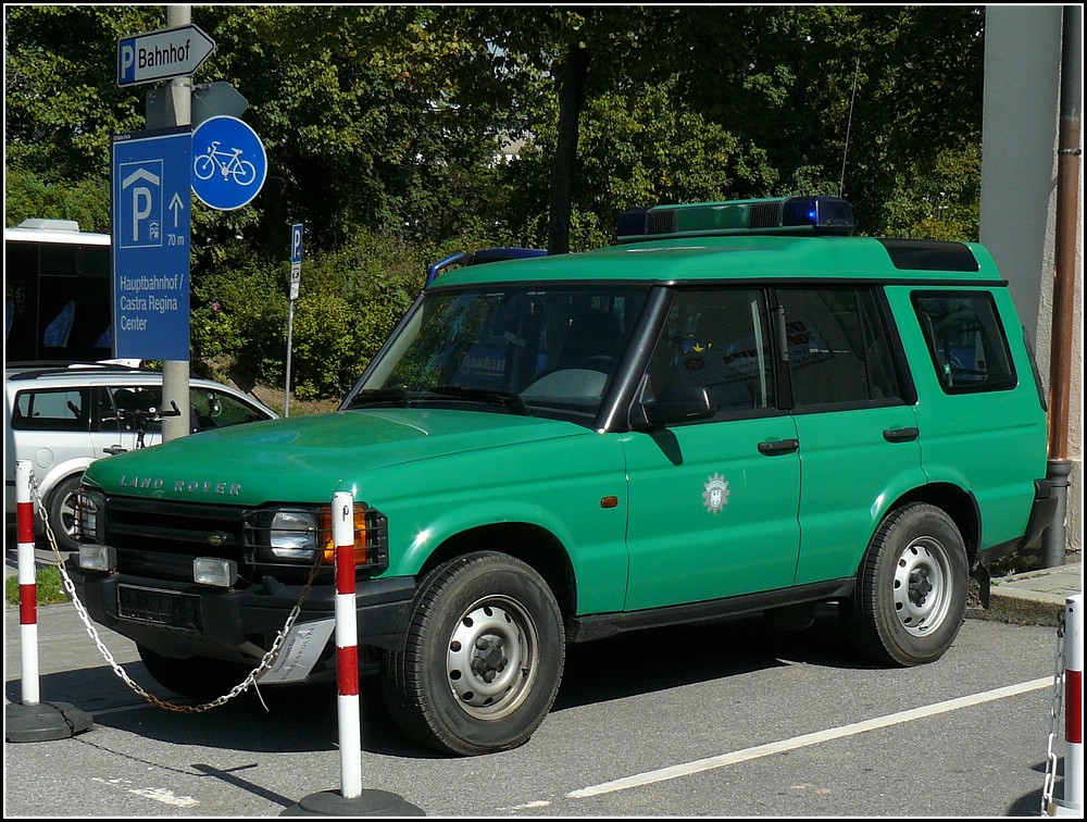 Land Rover der Bundespolizei aufgenommen am Bahnhof in Regensburg am 11.09.2010.
