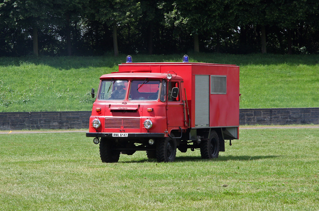 LF8/LS1-1 auf Robur 2002 A, Baujahr 1981