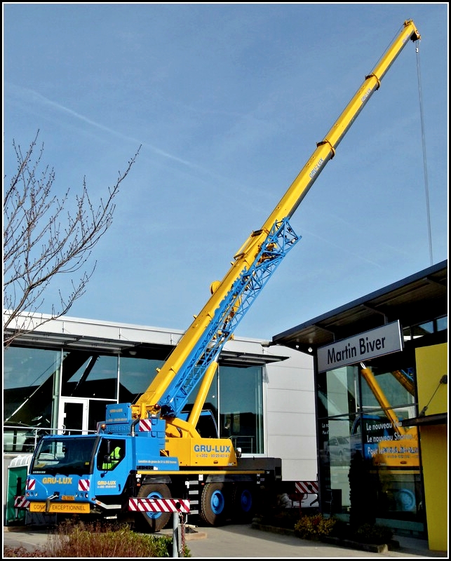 Liebherr Autokran aufgenommen auf einer Baustelle in der Nhe von Wiltz am 22.03.2011.(Jeanny)