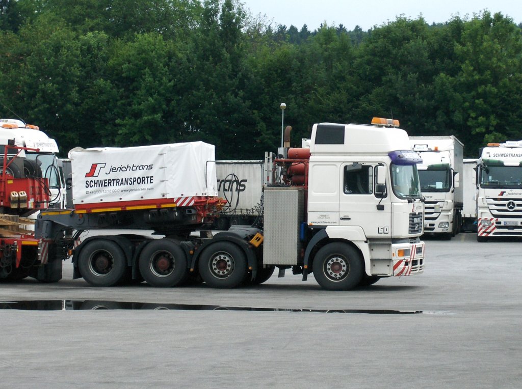 MAN F2000 Evolution -Schwerlastsattelzugmaschine in Gleisdorf am 3.7.2011