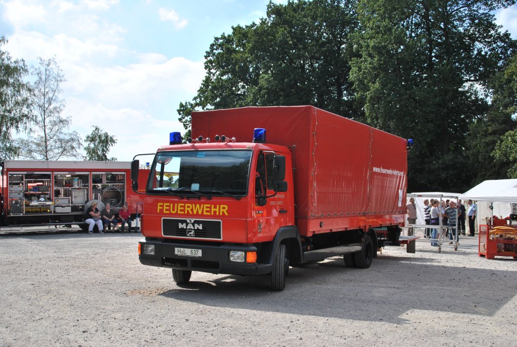 MAN Feuerwehrfahrzeug in Lehrte, whrend einer Veranstaltung am 21.08.2010.
