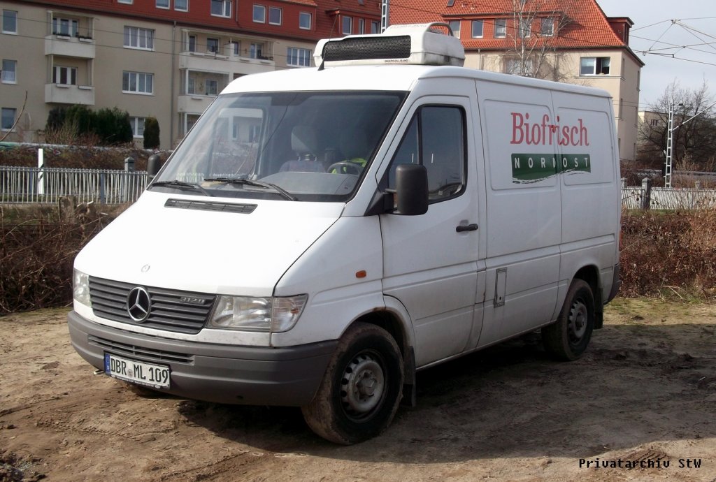 MB 312D von ''Biofrisch Nordost'', Rostock 5.3.2012