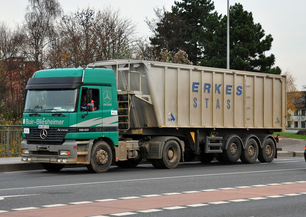 MB Actros 1840 in Euskirchen - 15.11.2010