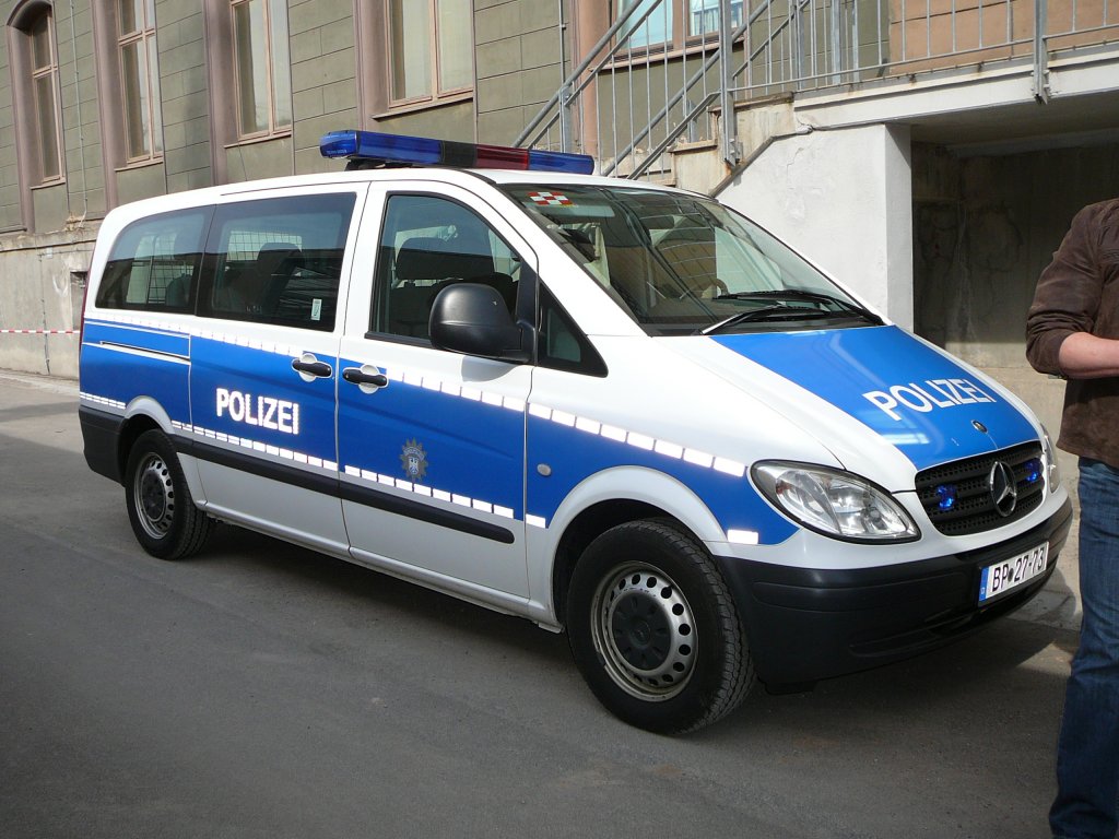MB Vito der Bundespolizei abgestellt vor der Bundespolizeiinspektion Erfurt im April 2010


