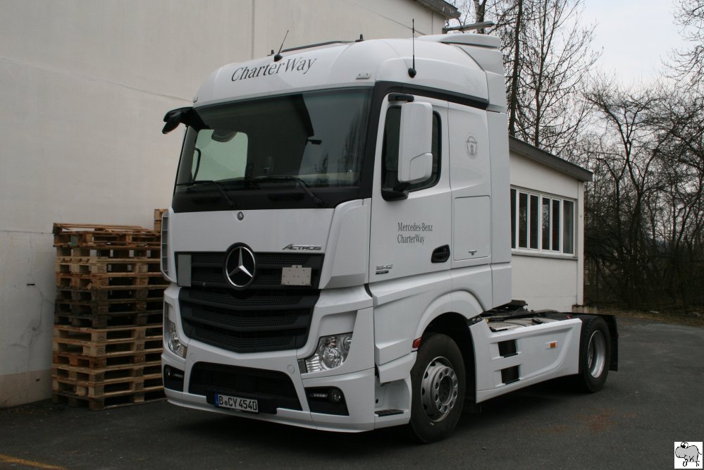 Mercedes Benz Actros Big Space  Charter Way , aufgenommen am 18. Mrz 2012 in Neukenroth / LK Kronach.