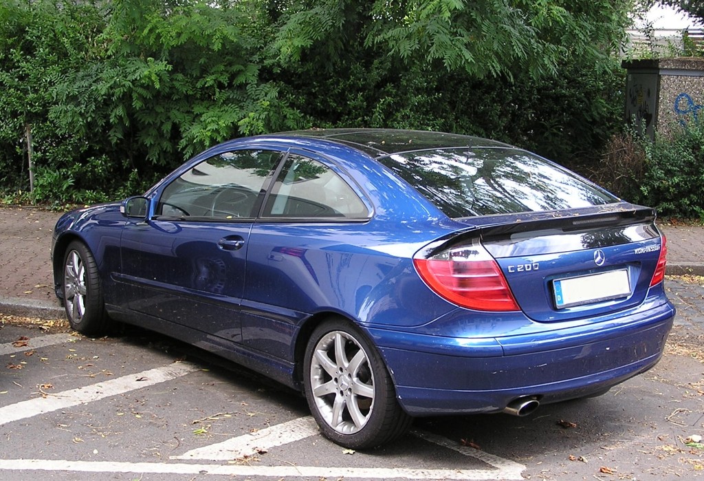 Mercedes C Coup ist besonders schn  in Blau! Juli 2010