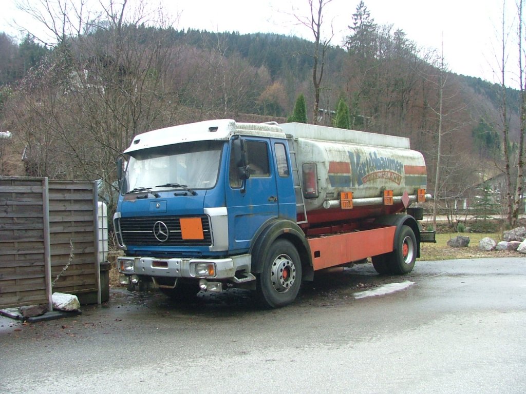 Mercedes NG Tankwagen.