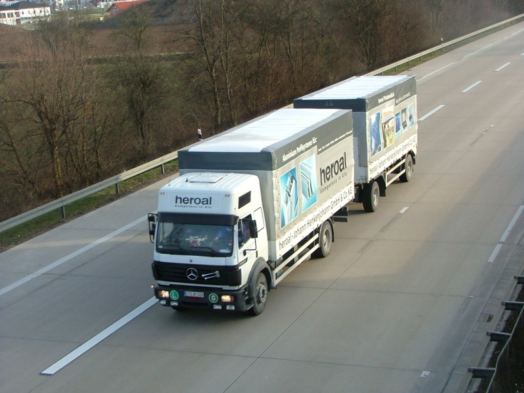 Mercedes SK-94 immer noch im Fernverkehr unterwegs; 060110