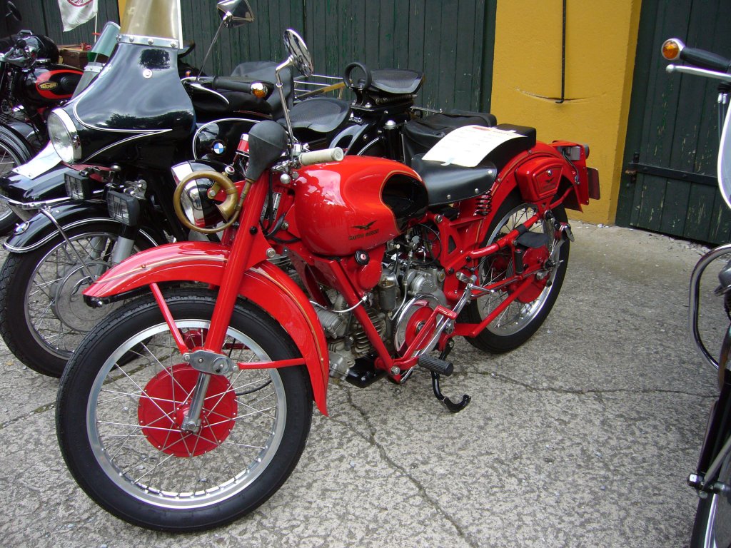 Moto Guzzi Airone Baujahr 1949 auf den Classic Days an der Essener Dampfbierbrauerei.