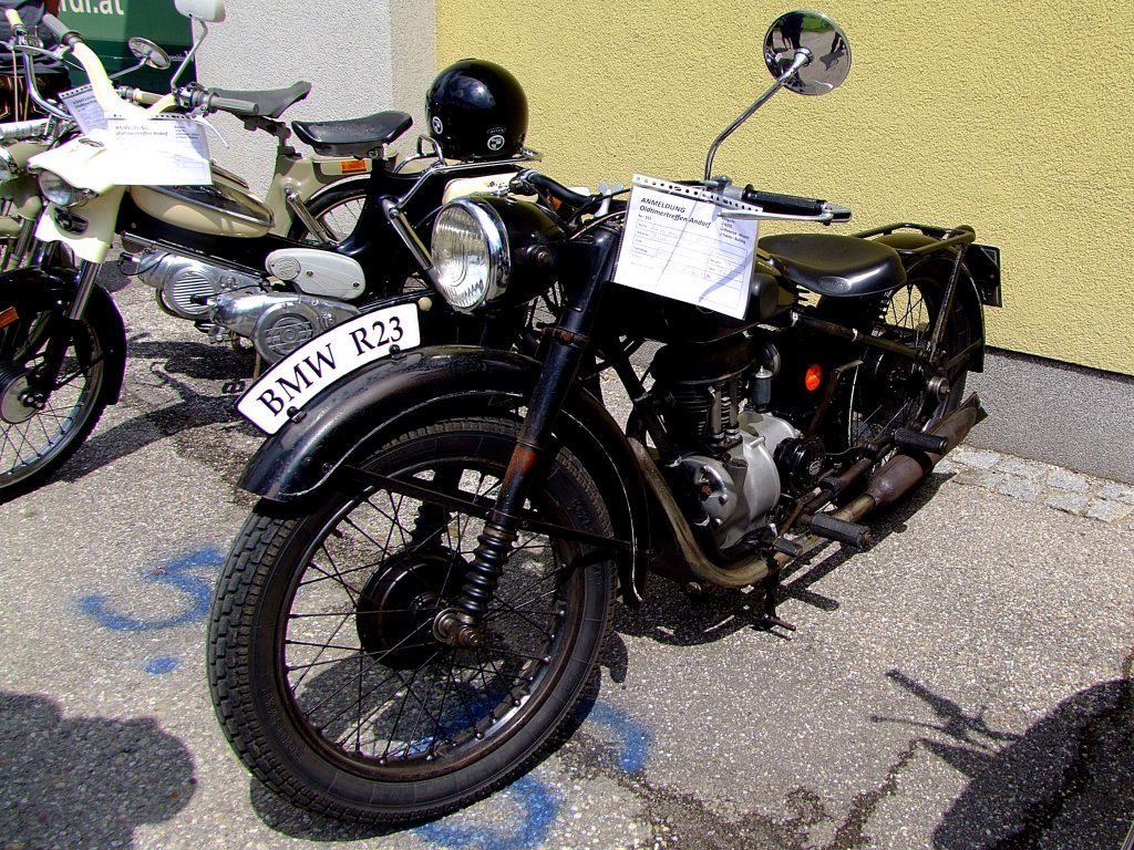 Motorrad BMW-R23, 247ccm; Bj.1939 bei der Oldtimerveranstaltung in Andorf; 130518