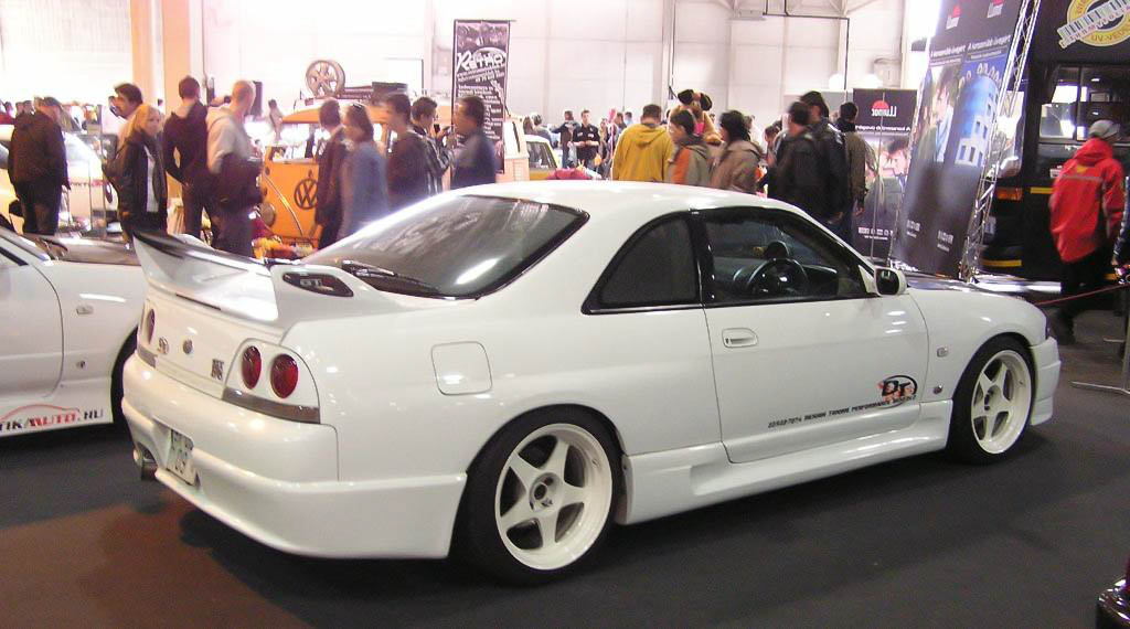 Nissan GT-R33. Foto: Mrz 2011, Carstyling Tuning Show.