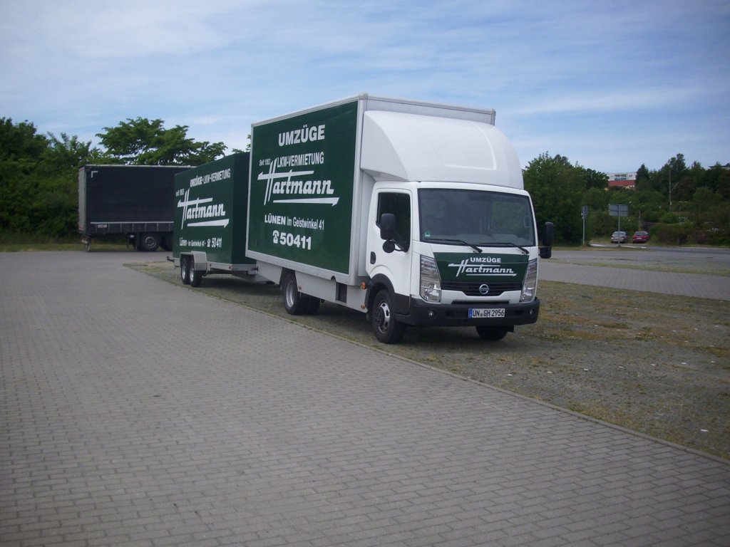 Nissan Hngerzug in Sassnitz am 03.06.2012