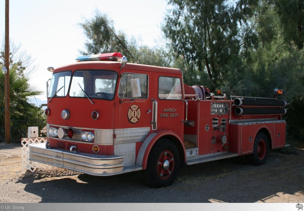 Old and Rusty: Altes abgestelltes Lschfahrzeug des  Amboy Fire Department . Aufgenommen am 26. September 2011.