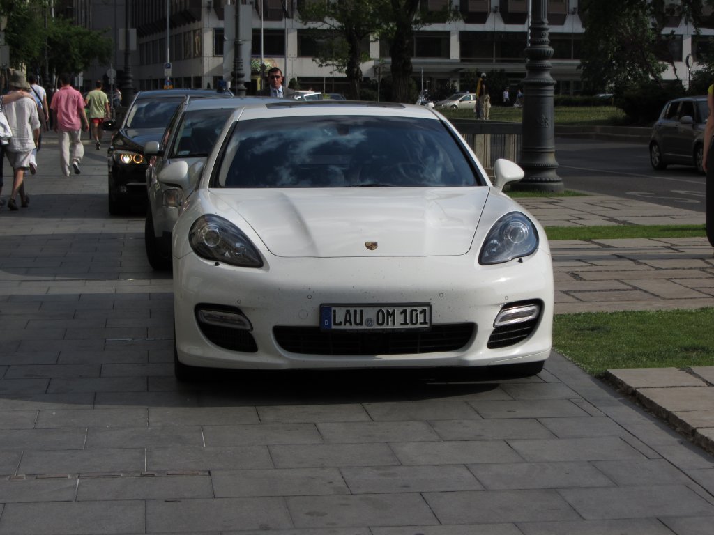 Porsche Panamera, fotografiert am 29.04.2012